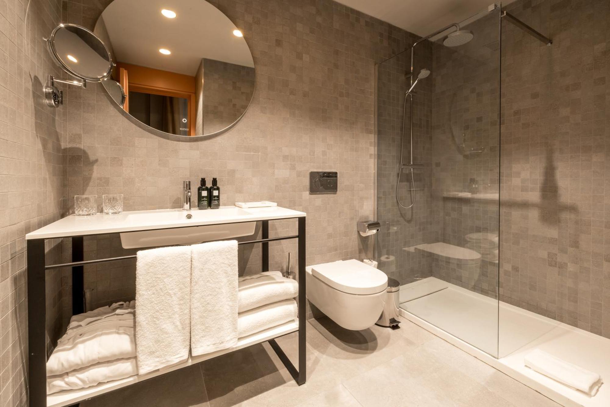 Mercer Residences Sevilla ภายนอก รูปภาพ